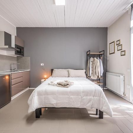 Suite 649 Mono Con Terrazzo Модена Экстерьер фото