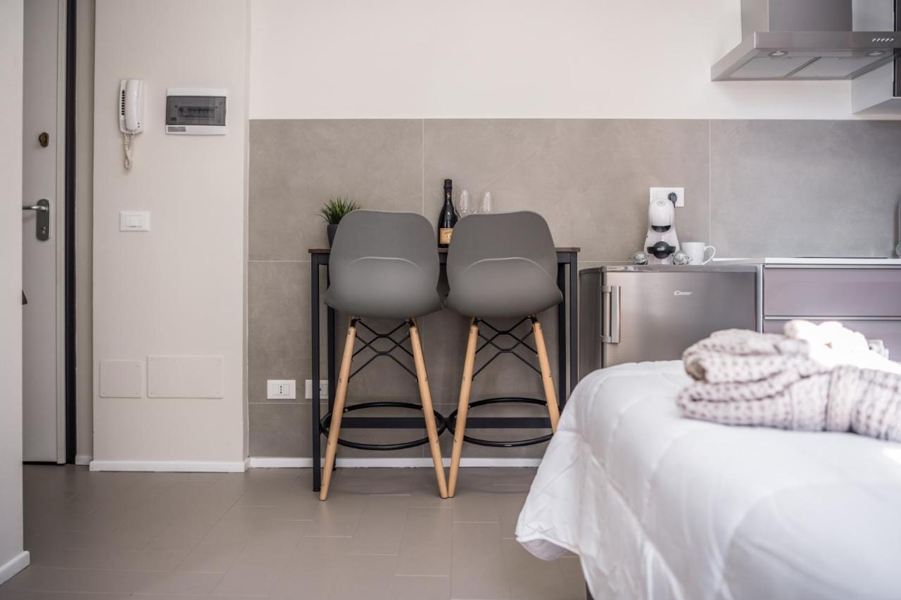 Suite 649 Mono Con Terrazzo Модена Экстерьер фото