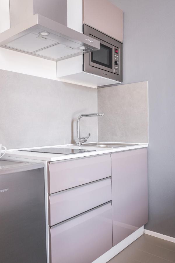Suite 649 Mono Con Terrazzo Модена Экстерьер фото