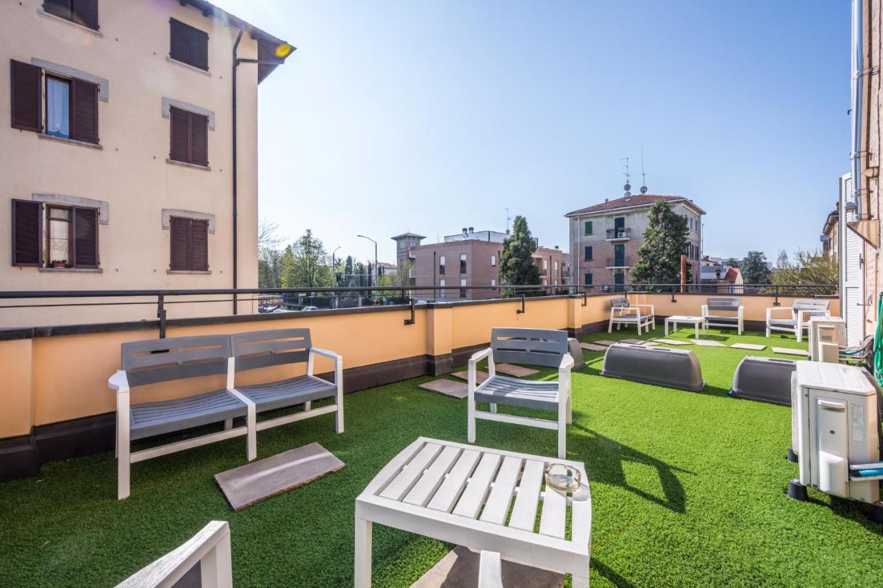Suite 649 Mono Con Terrazzo Модена Экстерьер фото